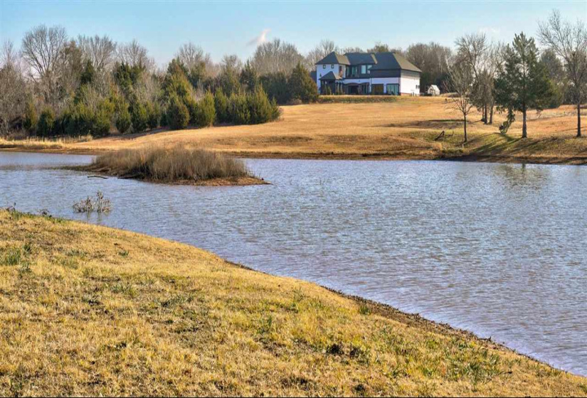 7 Bedrooms Bedrooms, 0 ,5 BathroomsBathrooms,Residential,Single Family,Laguna,1.5,133290