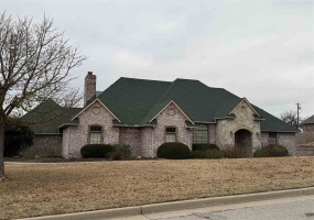 3 Bedrooms Bedrooms, 0 ,2 BathroomsBathrooms,Residential,Single Family,Raintree,1,133291