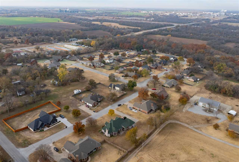 3 Bedrooms Bedrooms, 0 ,2 BathroomsBathrooms,Residential,Single Family,Raintree,1,133291