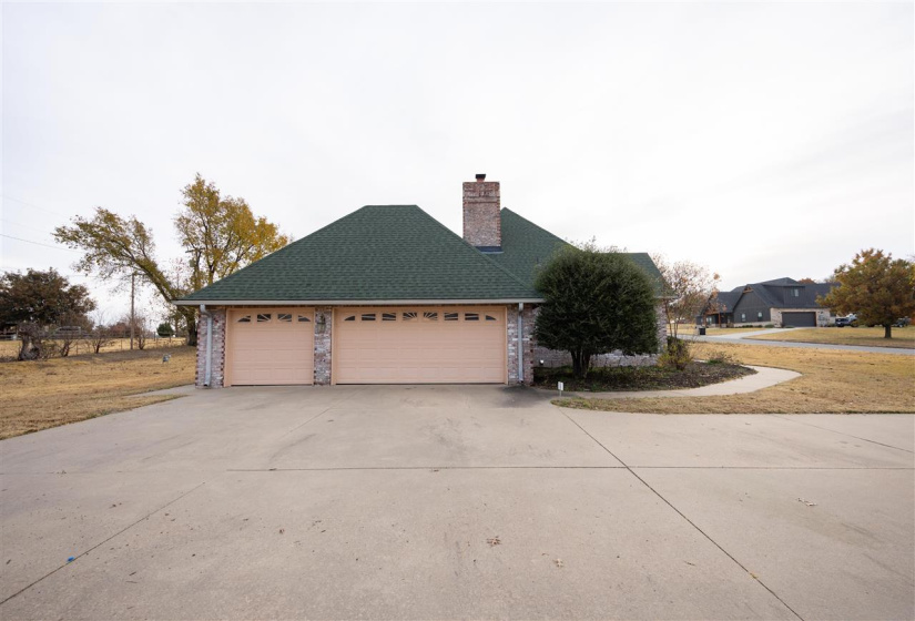 3 Bedrooms Bedrooms, 0 ,2 BathroomsBathrooms,Residential,Single Family,Raintree,1,133291