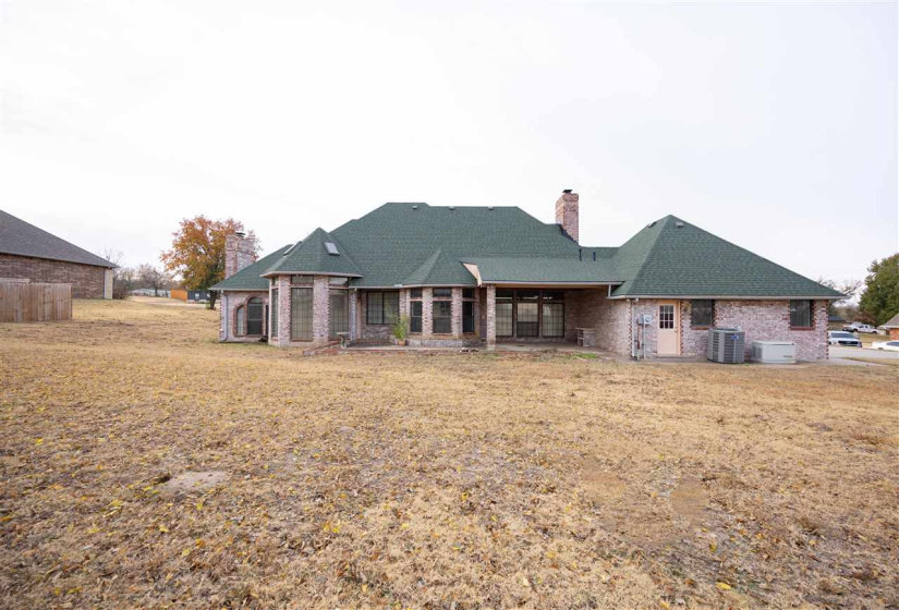 3 Bedrooms Bedrooms, 0 ,2 BathroomsBathrooms,Residential,Single Family,Raintree,1,133291