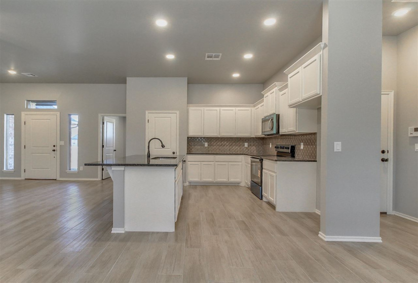 4 Bedrooms Bedrooms, 0 ,3 BathroomsBathrooms,Residential,Single Family,Cedar Creek Pass,1,133292