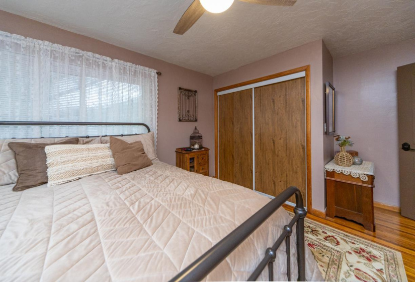 2 Bedrooms Bedrooms, 0 ,1 BathroomBathrooms,Residential,Single Family,3rd,1,133294