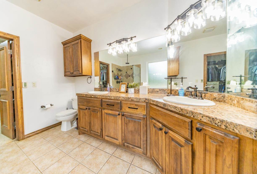 4 Bedrooms Bedrooms, 0 ,3 BathroomsBathrooms,Residential,Single Family,Bluebird Trails,1.5,133295