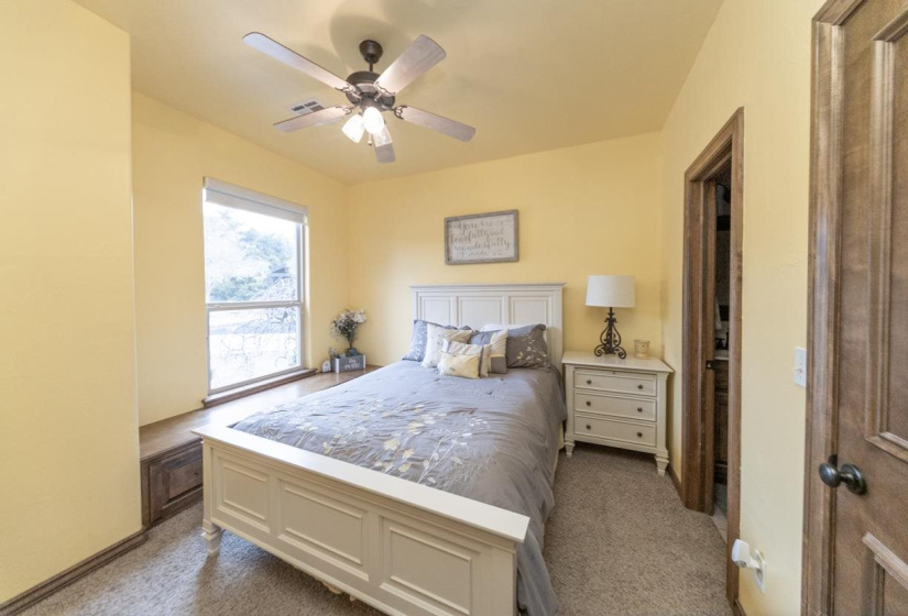 4 Bedrooms Bedrooms, 0 ,3 BathroomsBathrooms,Residential,Single Family,Bluebird Trails,1.5,133295