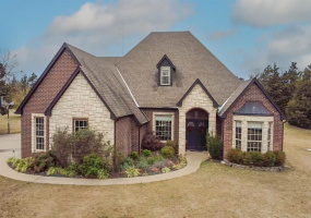 4 Bedrooms Bedrooms, 0 ,3 BathroomsBathrooms,Residential,Single Family,Bluebird Trails,1.5,133295