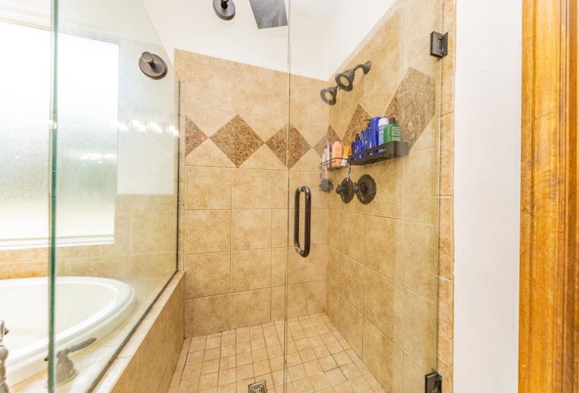 4 Bedrooms Bedrooms, 0 ,3 BathroomsBathrooms,Residential,Single Family,Bluebird Trails,1.5,133295