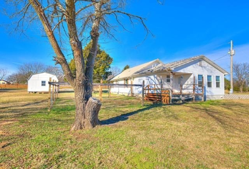 3 Bedrooms Bedrooms, 0 ,2 BathroomsBathrooms,Residential,Single Family,3530,1,133297