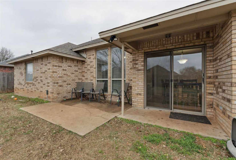 3 Bedrooms Bedrooms, 0 ,2 BathroomsBathrooms,Residential,Single Family,3rd,1,133301