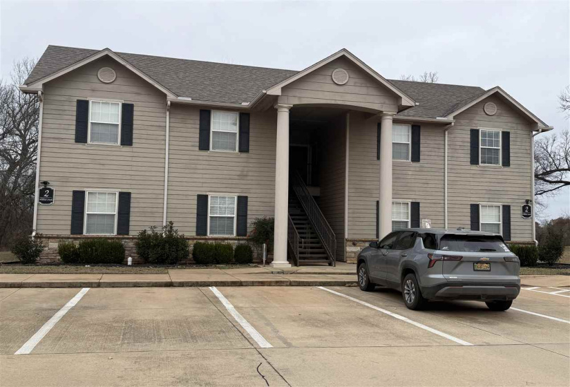 0 , 0 ,11 BathroomsBathrooms,Multi-family,Fourplex,Walnut,2,133302