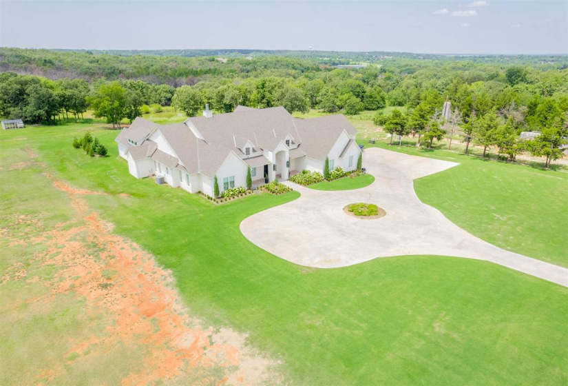 5 Bedrooms Bedrooms, 0 ,3 BathroomsBathrooms,Residential,Single Family,Country Club,2,133303