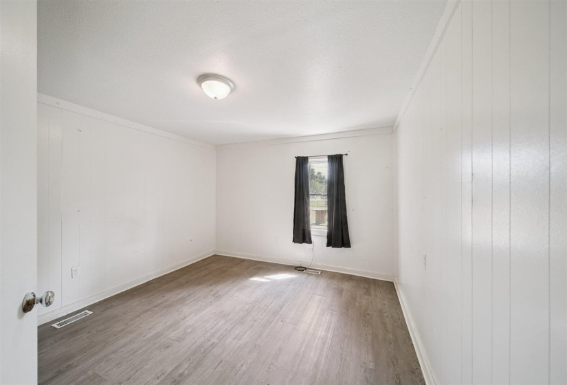 4 Bedrooms Bedrooms, 0 ,2 BathroomsBathrooms,Residential,Single Family,Husband,2,133306