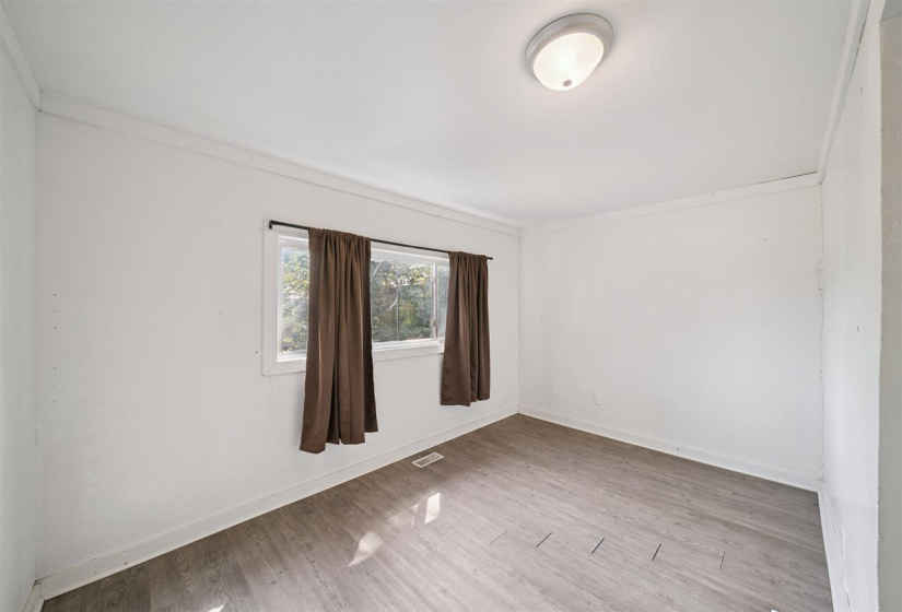 4 Bedrooms Bedrooms, 0 ,2 BathroomsBathrooms,Residential,Single Family,Husband,2,133306