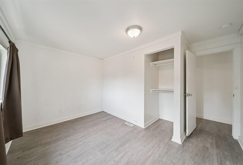 4 Bedrooms Bedrooms, 0 ,2 BathroomsBathrooms,Residential,Single Family,Husband,2,133306