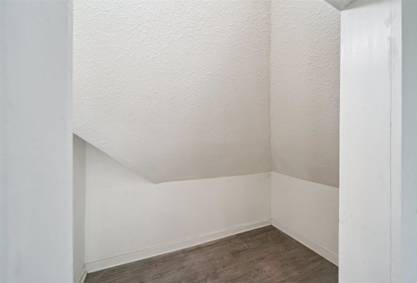 4 Bedrooms Bedrooms, 0 ,2 BathroomsBathrooms,Residential,Single Family,Husband,2,133306