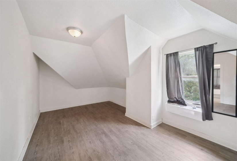 4 Bedrooms Bedrooms, 0 ,2 BathroomsBathrooms,Residential,Single Family,Husband,2,133306