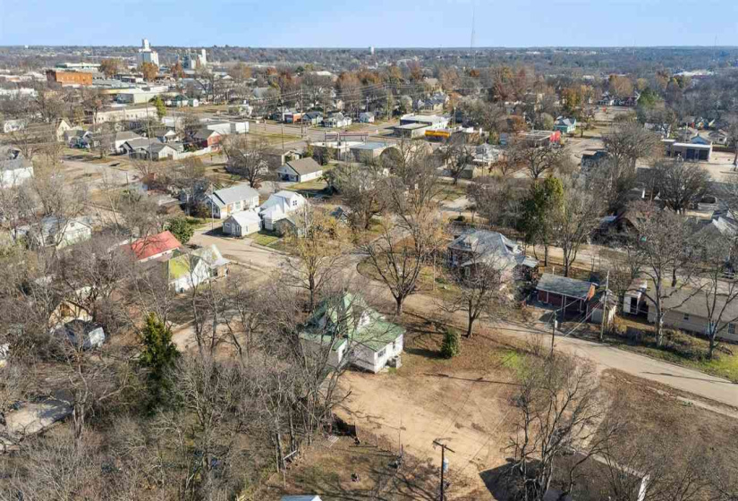 4 Bedrooms Bedrooms, 0 ,2 BathroomsBathrooms,Residential,Single Family,Husband,2,133306