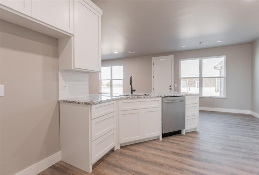 4 Bedrooms Bedrooms, 0 ,3 BathroomsBathrooms,Residential,Single Family,Rebecca,1,133307