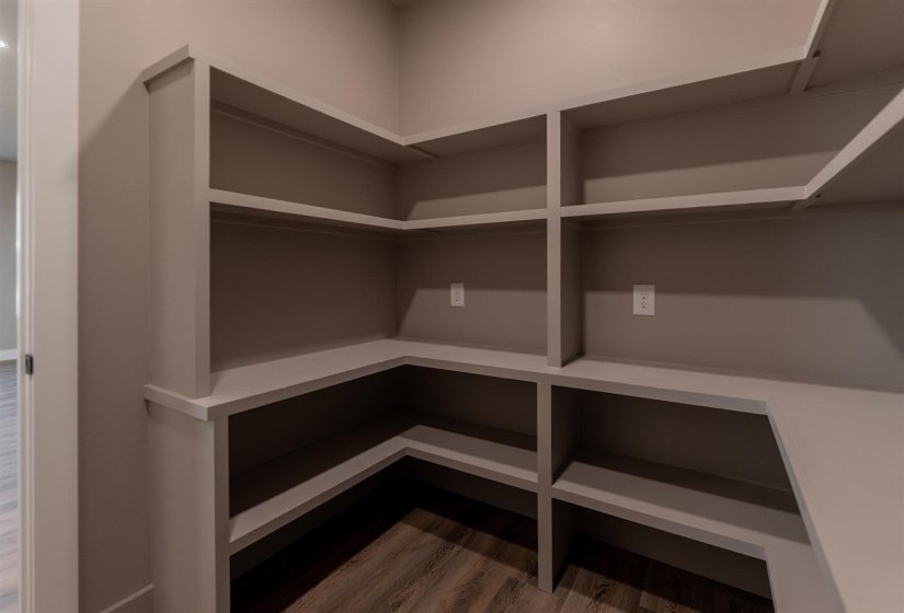 4 Bedrooms Bedrooms, 0 ,3 BathroomsBathrooms,Residential,Single Family,Rebecca,1,133307