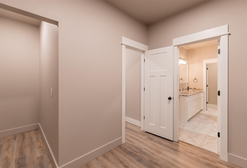 4 Bedrooms Bedrooms, 0 ,3 BathroomsBathrooms,Residential,Single Family,Rebecca,1,133307