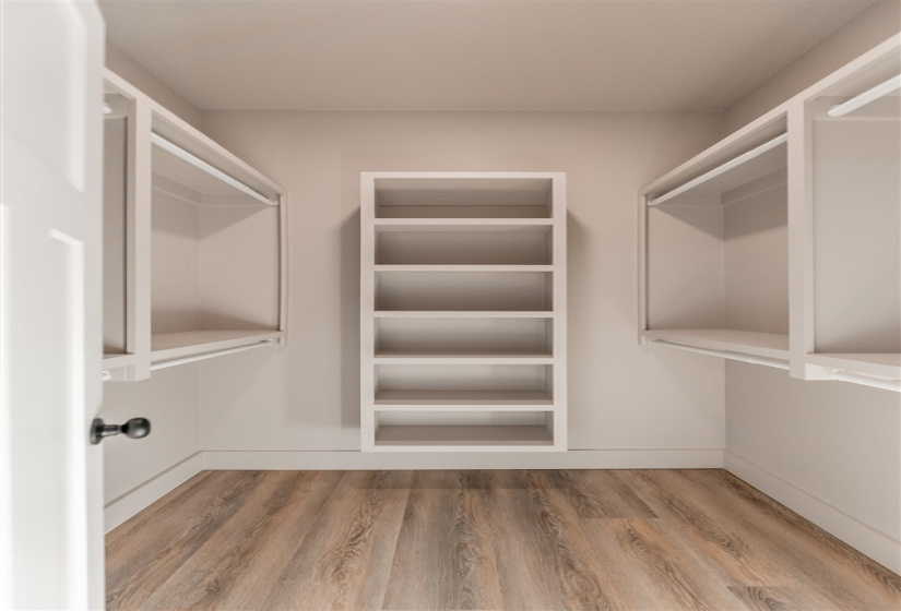 4 Bedrooms Bedrooms, 0 ,3 BathroomsBathrooms,Residential,Single Family,Rebecca,1,133307