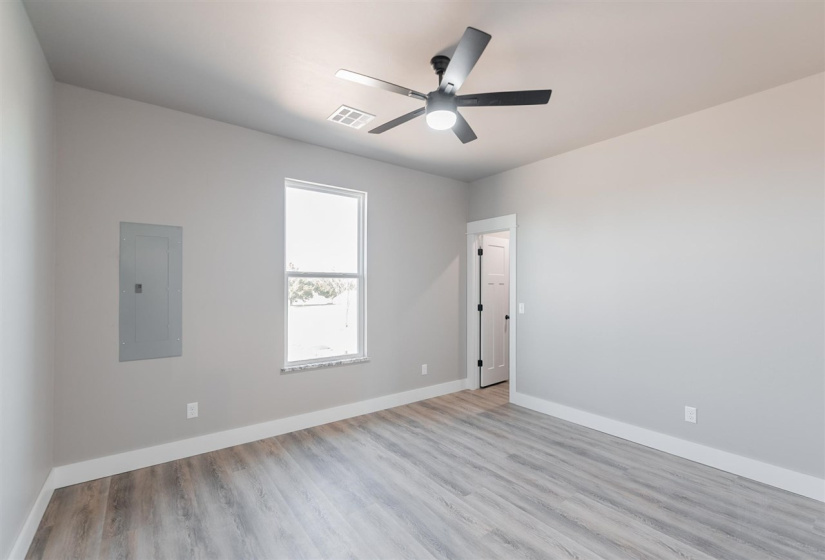 4 Bedrooms Bedrooms, 0 ,3 BathroomsBathrooms,Residential,Single Family,Rebecca,1,133307