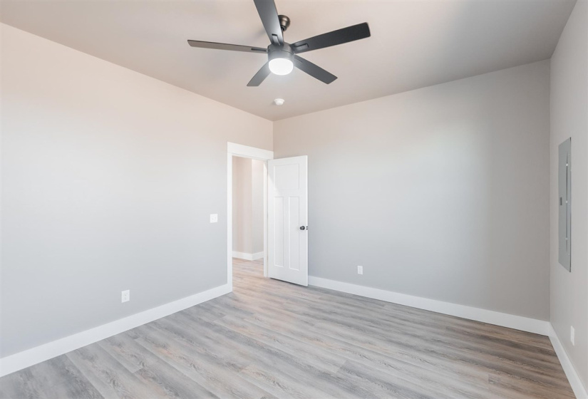 4 Bedrooms Bedrooms, 0 ,3 BathroomsBathrooms,Residential,Single Family,Rebecca,1,133307