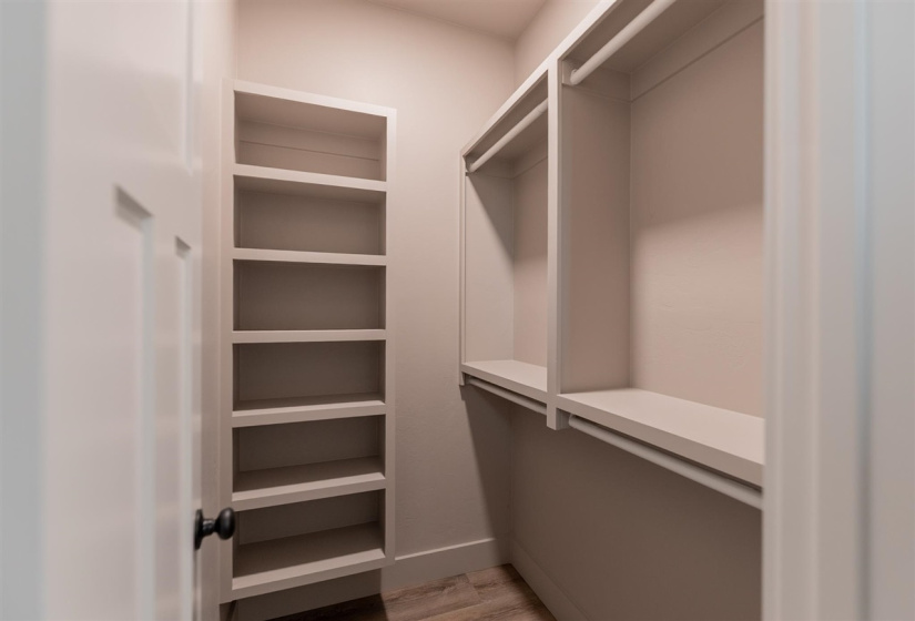 4 Bedrooms Bedrooms, 0 ,3 BathroomsBathrooms,Residential,Single Family,Rebecca,1,133307