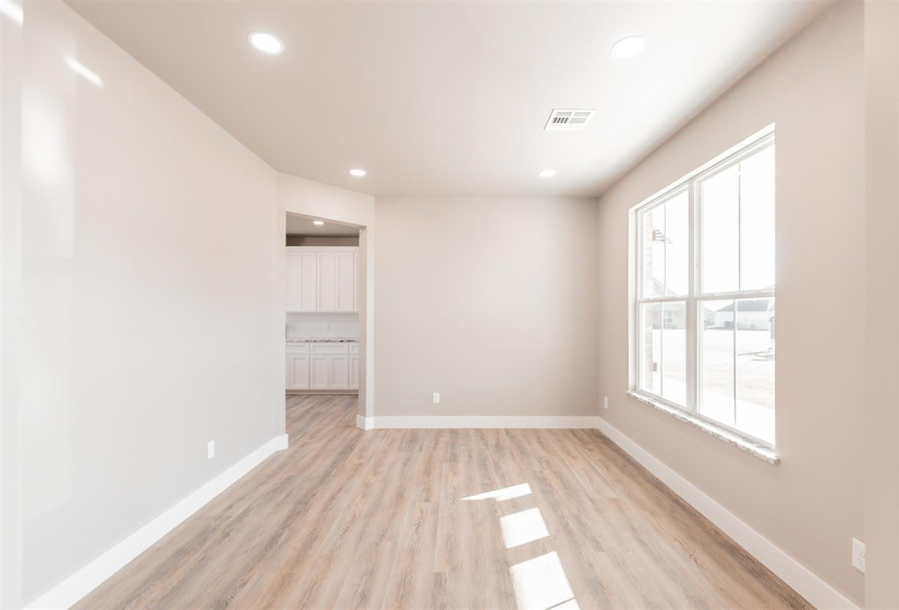 4 Bedrooms Bedrooms, 0 ,3 BathroomsBathrooms,Residential,Single Family,Rebecca,1,133307