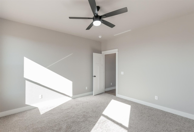 4 Bedrooms Bedrooms, 0 ,3 BathroomsBathrooms,Residential,Single Family,Rebecca,1,133308