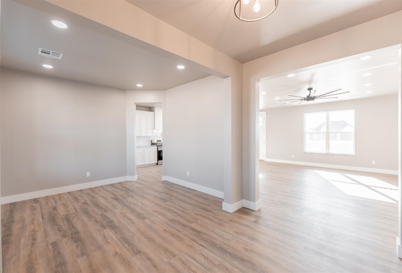 4 Bedrooms Bedrooms, 0 ,3 BathroomsBathrooms,Residential,Single Family,Rebecca,1,133308