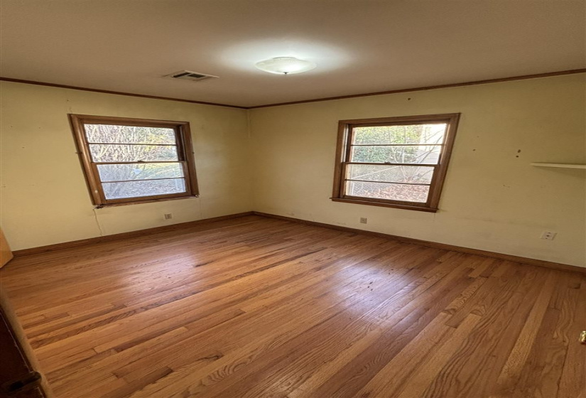 3 Bedrooms Bedrooms, 0 ,2 BathroomsBathrooms,Residential,Single Family,3rd,1,133310