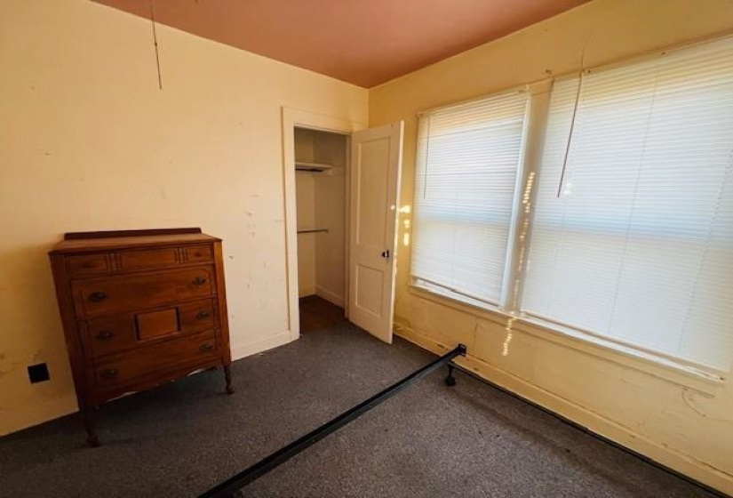 1 Bedroom Bedrooms, 0 ,1 BathroomBathrooms,Residential,Single Family,Underwood,1,133312