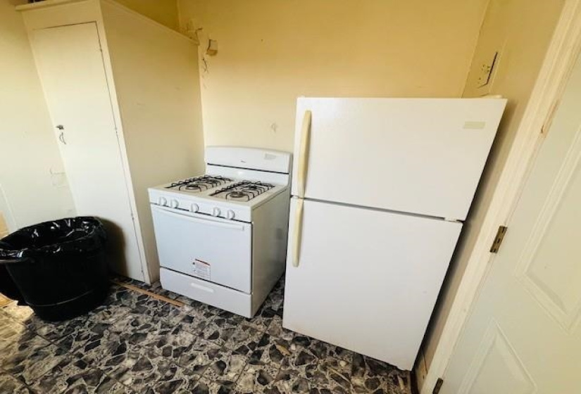 1 Bedroom Bedrooms, 0 ,1 BathroomBathrooms,Residential,Single Family,Underwood,1,133312