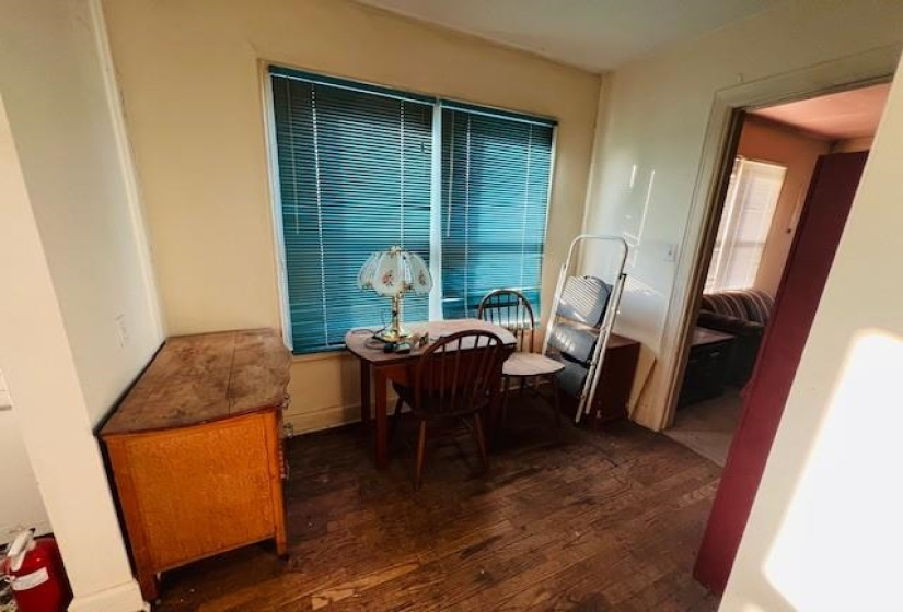 1 Bedroom Bedrooms, 0 ,1 BathroomBathrooms,Residential,Single Family,Underwood,1,133312