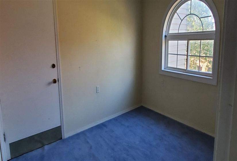 4 Bedrooms Bedrooms, 0 ,3 BathroomsBathrooms,Residential,Single Family,11th,1.5,133314