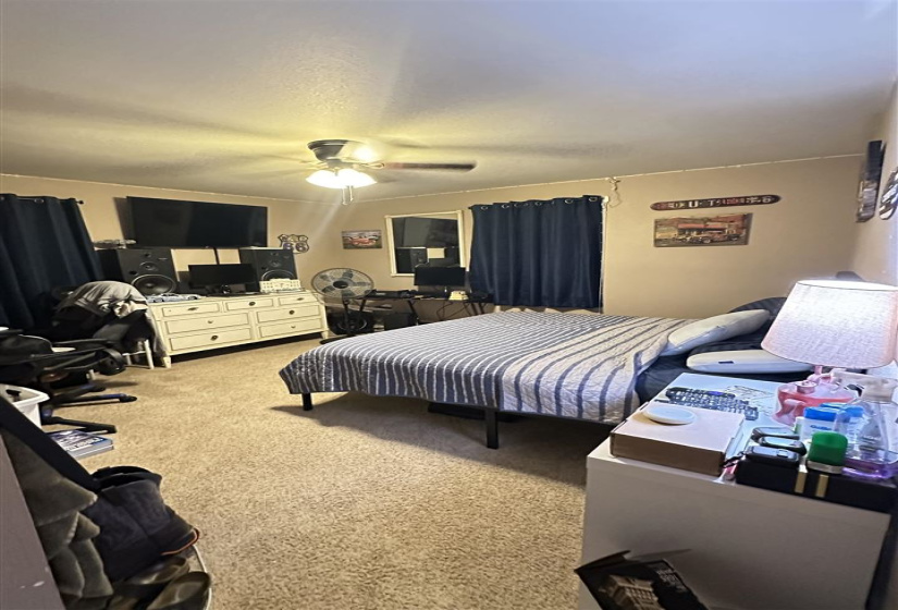 4 Bedrooms Bedrooms, 0 ,2 BathroomsBathrooms,Residential,Single Family,Deanna,2,133315