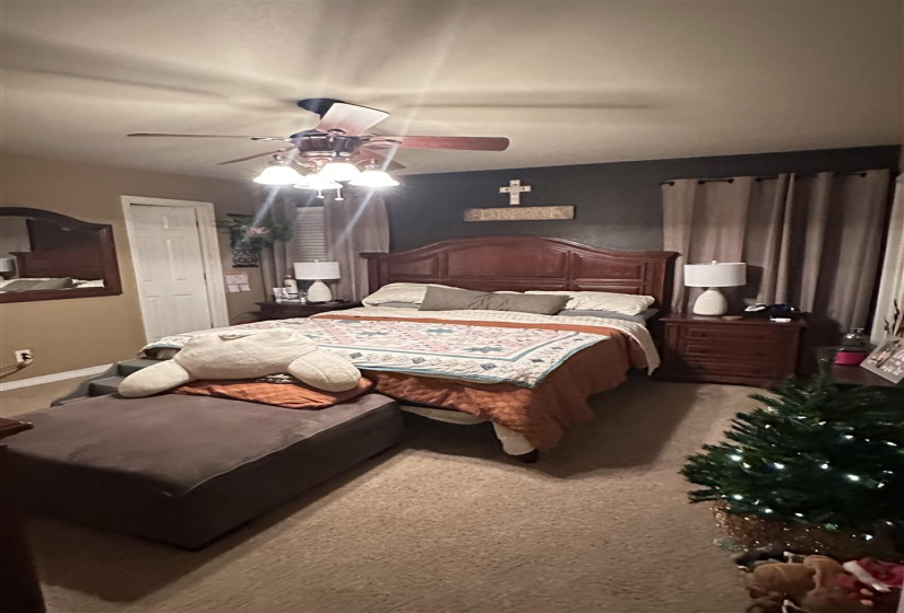 4 Bedrooms Bedrooms, 0 ,2 BathroomsBathrooms,Residential,Single Family,Deanna,2,133315