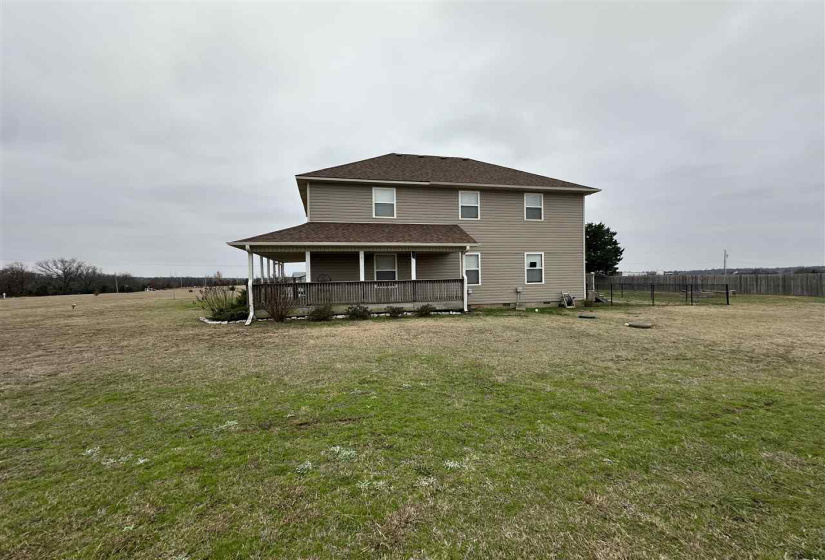 4 Bedrooms Bedrooms, 0 ,2 BathroomsBathrooms,Residential,Single Family,Deanna,2,133315