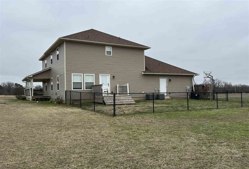 4 Bedrooms Bedrooms, 0 ,2 BathroomsBathrooms,Residential,Single Family,Deanna,2,133315