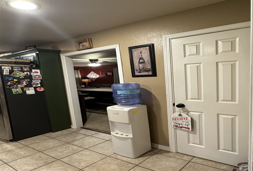 4 Bedrooms Bedrooms, 0 ,2 BathroomsBathrooms,Residential,Single Family,Deanna,2,133315