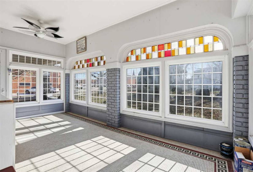 4 Bedrooms Bedrooms, 0 ,2 BathroomsBathrooms,Residential,Single Family,10th,1.5,133316