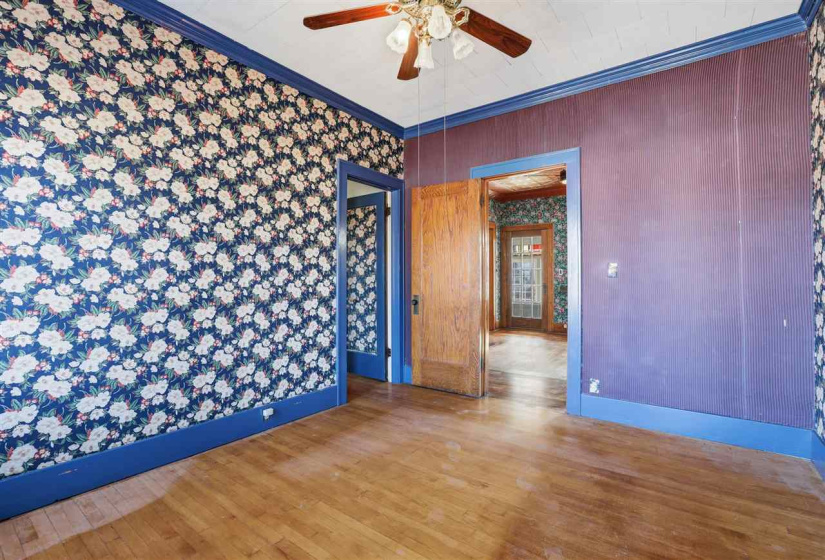 4 Bedrooms Bedrooms, 0 ,2 BathroomsBathrooms,Residential,Single Family,10th,1.5,133316