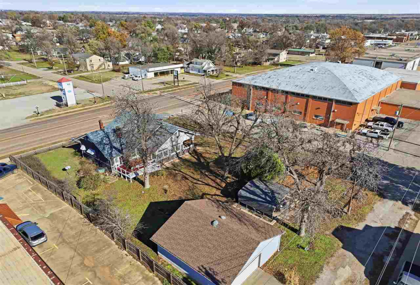 4 Bedrooms Bedrooms, 0 ,2 BathroomsBathrooms,Residential,Single Family,10th,1.5,133316