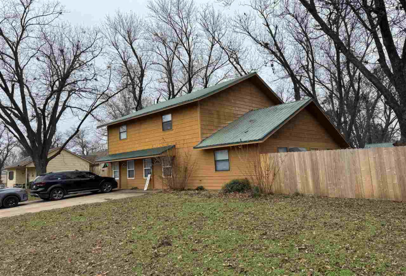 0 , 0 ,3 BathroomsBathrooms,Multi-family,Duplex,French,15,133319