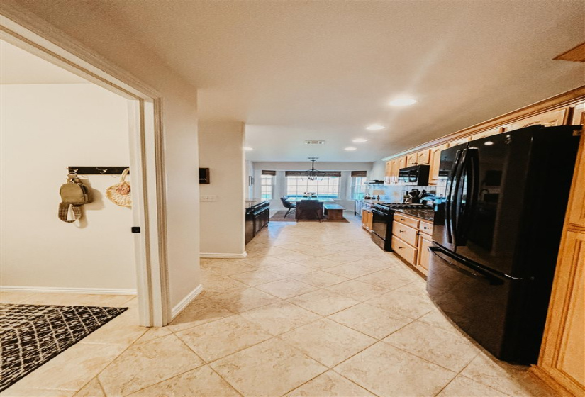 3 Bedrooms Bedrooms, 0 ,2 BathroomsBathrooms,Residential,Single Family,8th,1,133320