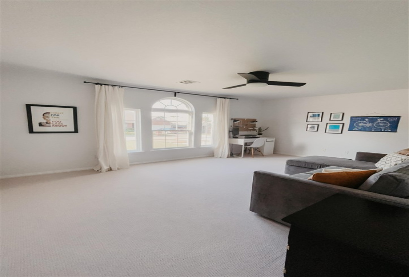 3 Bedrooms Bedrooms, 0 ,2 BathroomsBathrooms,Residential,Single Family,8th,1,133320