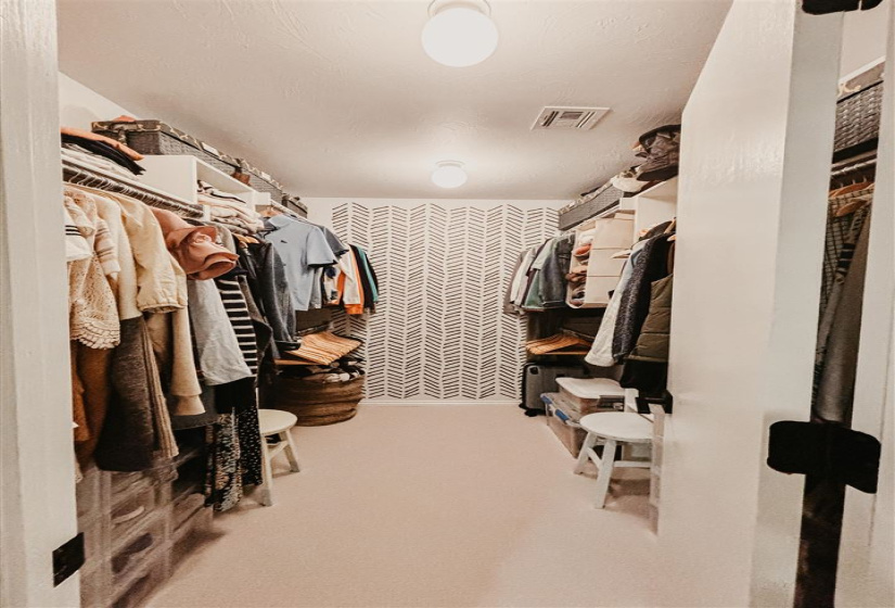 3 Bedrooms Bedrooms, 0 ,2 BathroomsBathrooms,Residential,Single Family,8th,1,133320