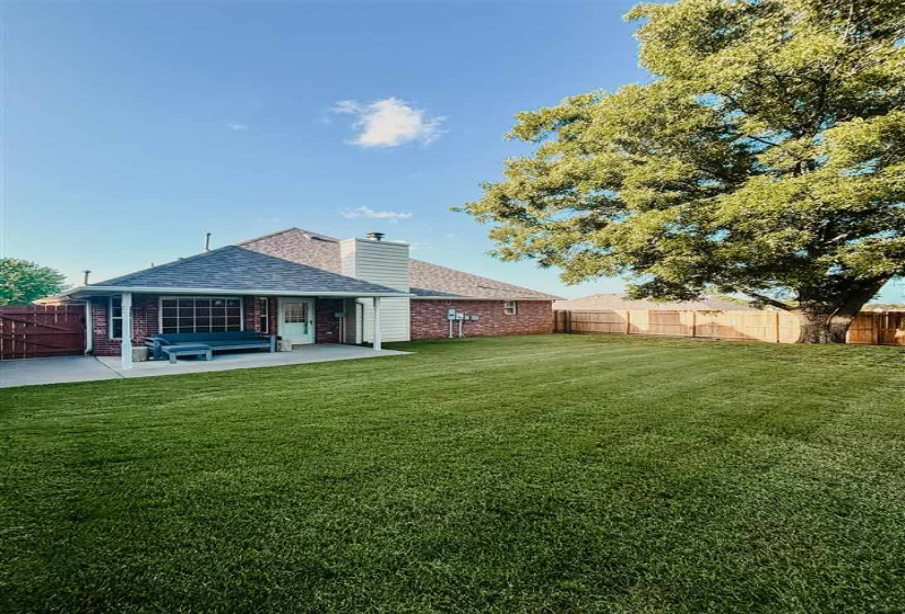 3 Bedrooms Bedrooms, 0 ,2 BathroomsBathrooms,Residential,Single Family,8th,1,133320