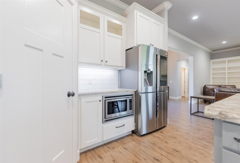 4 Bedrooms Bedrooms, 0 ,2 BathroomsBathrooms,Residential,Single Family,68th,1.5,133321